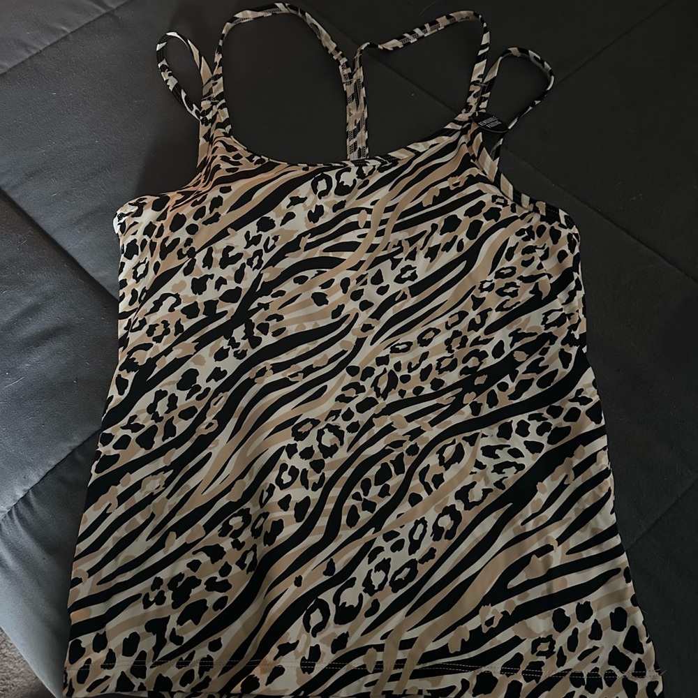 Pink Cami Tank With Built In Bra. Size M Leopard Strappy Tank, Removable Pads.